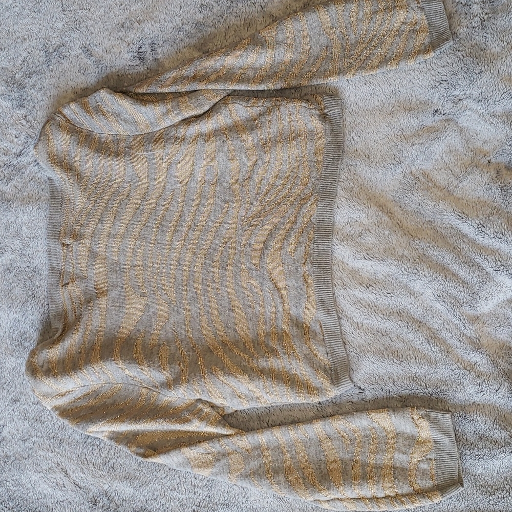 Express Open Crop Sweater Large Gray Gold Animal Print - Picture 5 of 6